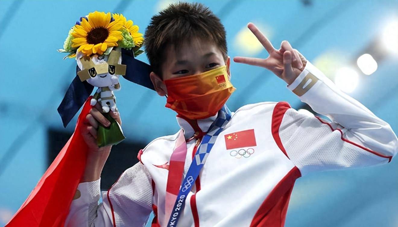 东北美选手成功夺冠，赢得掌声